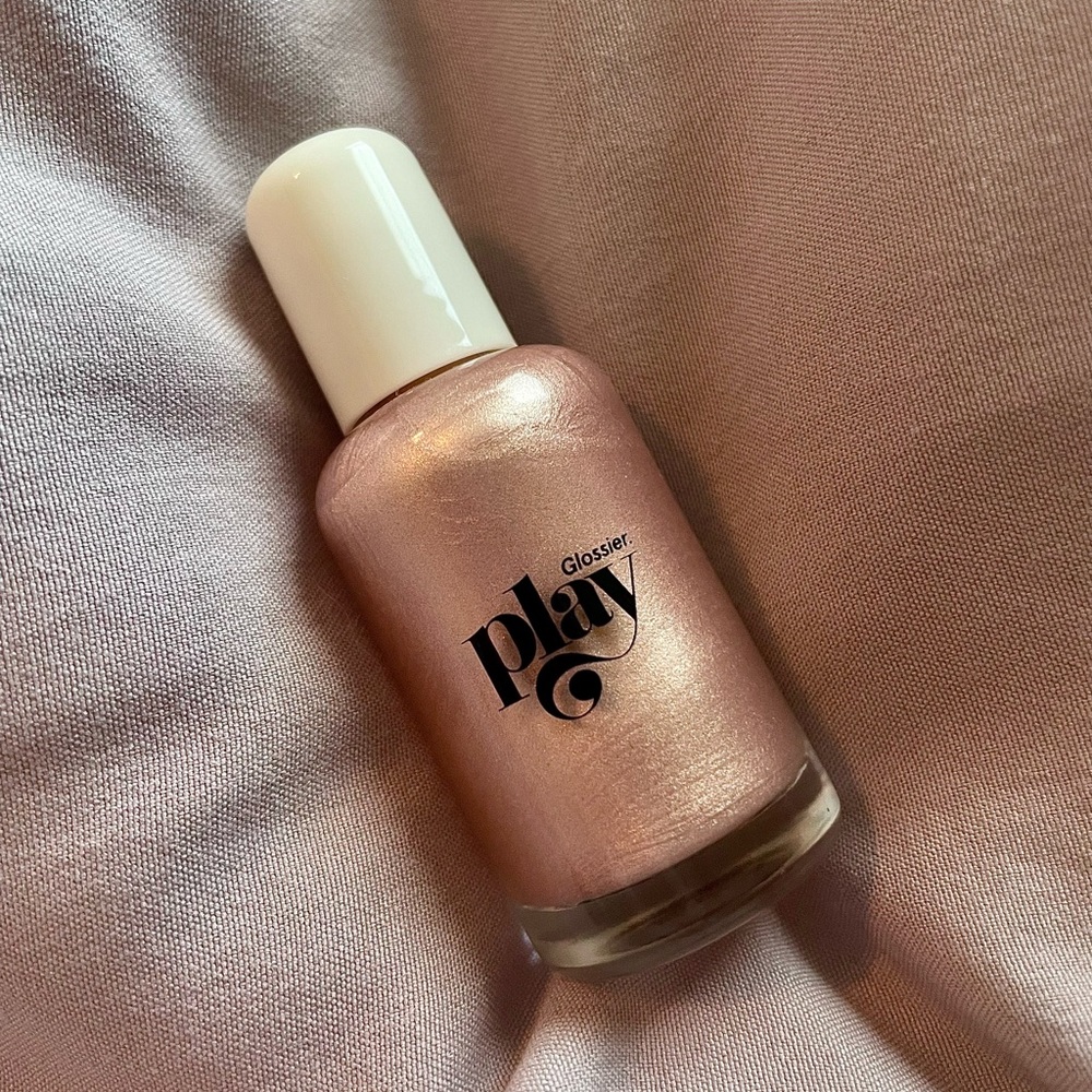 Glossier Play ‘NiteShine Liquid Highlighter